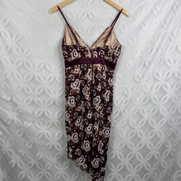 Bardot Dahlia Floral Lace Purple V Neck Asymmetrical High Lo Dress Size 4 NWT - Picture 4 of 10